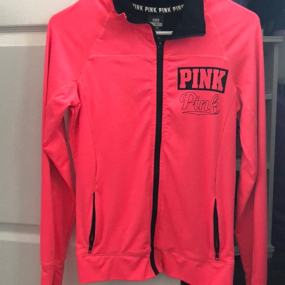 PINK sweater - Picture 1 of 3